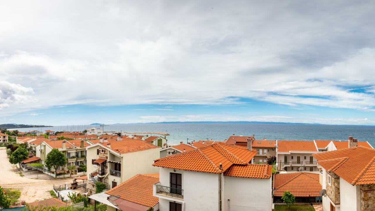 Royalty Suites Loft Nikiti  Exterior photo